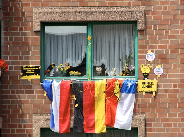 是雷迪克成 是雷迪克成