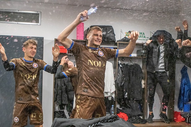 绿凯创历史 绿凯创历史